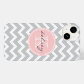 Grijs en Roze Chevron Custom Monogram Case-Mate iPhone Case (Achterkant (horizontaal))