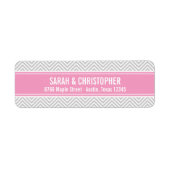 Grijs en Roze Modern Chevron Etiket (Voorkant)