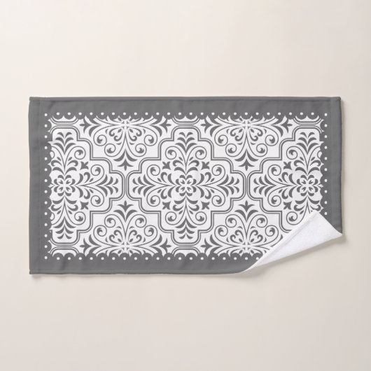 Grijs en wit demaspatroon, gescallopeerde randen bad handdoek (Handdoek)