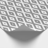Grijs en wit diamantpatroon cadeaupapier (Hoek)