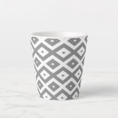 Grijs en wit diamantpatroon latte mok (Voorkant)