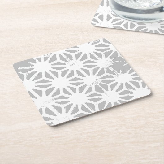 Grijs en wit geometrisch patroon kartonnen onderzetters (Schuin)