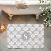 Grijs en Witte Zeeschelp Kust Monogram Badmat