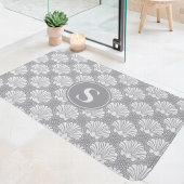 Grijs en Witte Zeeschelp Kust Monogram Badmat