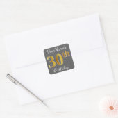 Grijs, Faux Gold 30th Birthday + Eigen naam Vierkante Sticker (Envelop)