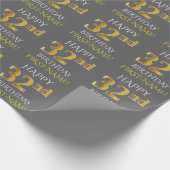 Grijs Faux Gold "HAPPY 32nd BIRTHDAY" Cadeaupapier (Hoek)