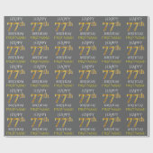 Grijs, Faux Gold "HAPPY 77th BIRTHDAY" Cadeaupapier (Vlak)