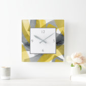 Grijs Geel Zwart Abstracte penseelstreken Vierkante Klok (Huis)