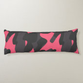 Grijs, houtskool en roze camouflage lichaamskussen (Achterkant)