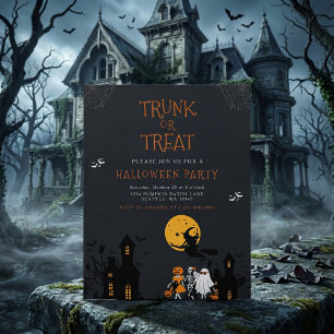 Grijs Huis Met Spoken Koffer of Behandelen Hallowe Kaart