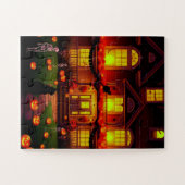 Grijs huis op Halloweenavond Legpuzzel (Horizontaal)