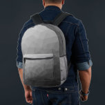 Grijs licht Verloop Geometrisch Mesh Patroon Bedrukte Rugzak<br><div class="desc">Grijze Gradiënt Geometrische Mesh Patroon Gedrukte Rugzak. Cool mode accessoire tas voor iedereen. Grijze driehoek geometrische mesh met licht tot donker ombre gradiënt ontwerp.</div>