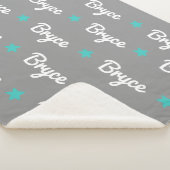 Grijs met Blauwe Sterren Herhalende Naam Sherpa Deken (3/4)