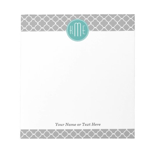 Grijs Quatrefoil met aangepast Mint Monogram Notitieblok (Voorkant)
