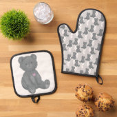 Grijs teddybeer patroon, roze hart, silhouet ovenwant & pannenlap set (Top down)