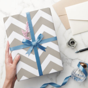 Grijs & Wit Dik Chevron Huwelijk Verjaardag V4 Cadeaupapier