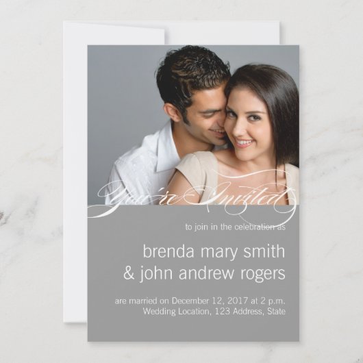 Grijs Wit Eenvoudige Moderne Foto Huwelijksuitnodi Kaart (Voorkant)