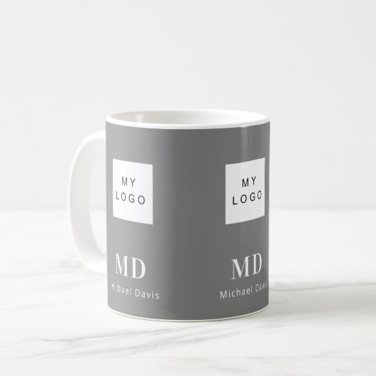 Grijs wit monogram naam bedrijf logo koffiemok (Voorkant links)