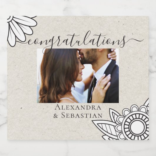 Grijs Wit Tan Bloemen Gefeliciteerd Bruiloft Sparkling Wijnetiket (Enkel label)