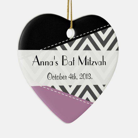 Grijs zigzag, Chevron, Zigzag Patroon, Vleermuis M Keramisch Ornament (Rechts)