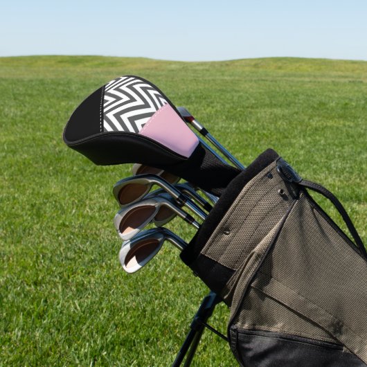 Grijs zigzag, Grijze Chevron, Zigzag Pattern, Roze Golfheadcover (Insitu)