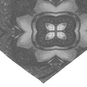 Grijs Zwart Potlood Bloemen Patroon Tafelloper (Hoek)