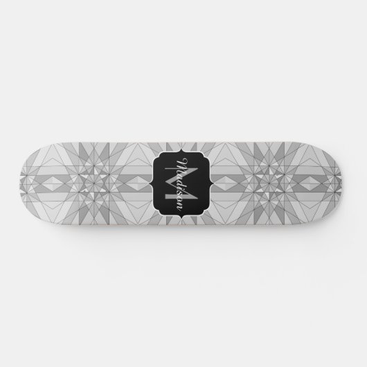 Grijs zwart wit Mosaic Triangle Monogram Persoonlijk Skateboard (Horizontaal)