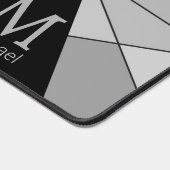 Grijs zwart wit retro Mozaïek Driehoek Monogram Bureaumat (Hoek)