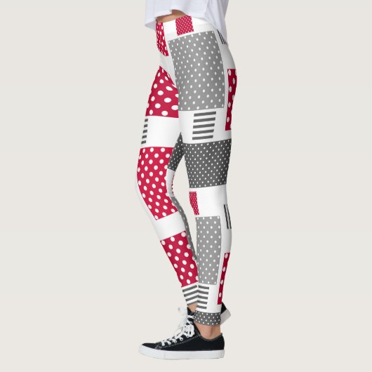 Grijsrode stip patchwork op witte achtergrond leggings (Links)