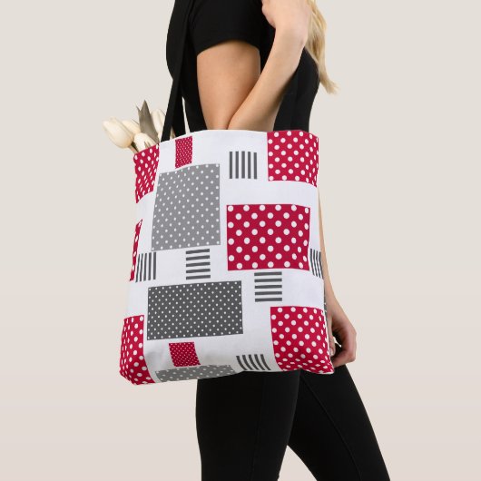 Grijsrode stip patchwork op witte achtergrond tote bag (Dichtbij)