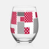 Grijsrode stip patchwork op witte achtergrond wijnglas zonder voet (Links)