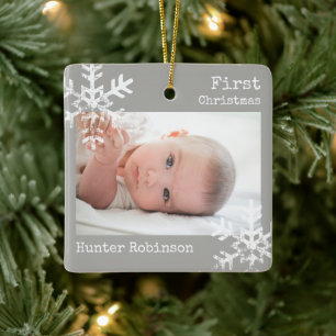 Grijze baby eerste kerst foto sneeuwvlok keramisch ornament