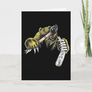 Grijze beer die door een bijtende hockeystick bree kaart