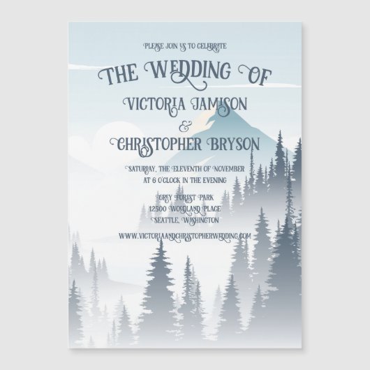 Grijze berg mist bos wildernis winter bruiloft magnetische uitnodiging (Voorkant)