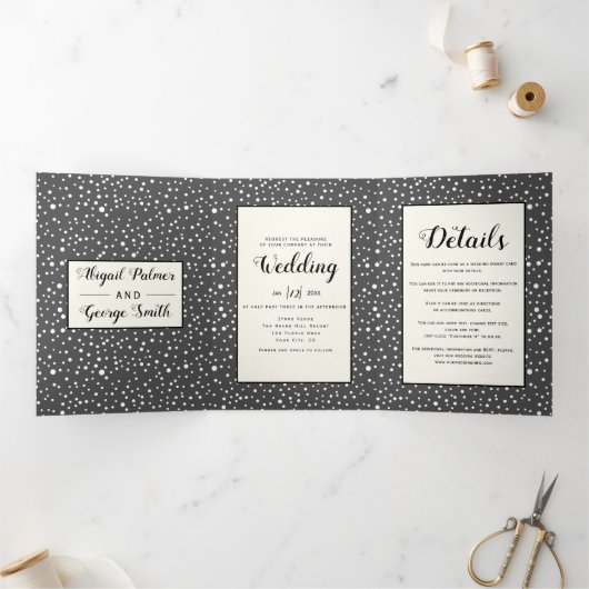 Grijze bergen en bomen foto winter bruiloft drieluik uitnodiging (Binnen)