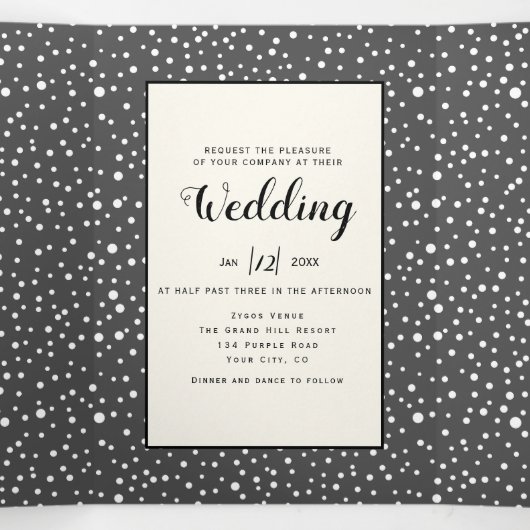 Grijze bergen en bomen foto winter bruiloft drieluik uitnodiging (Binnenkant midden)