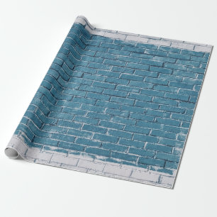 Grijze betonstenen verven in blauw cadeaupapier