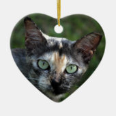 Grijze bruine kat met groene ogen keramisch ornament (Voorkant)