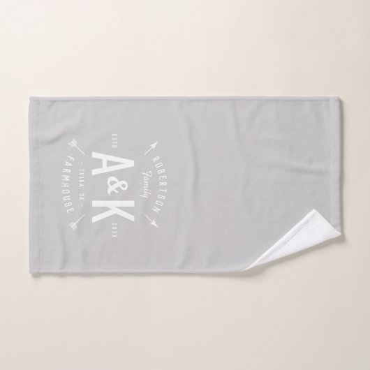 Grijze Buffalo Check en Boerderij Pijl Monogram Bad Handdoek (Handdoek)