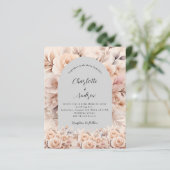 Grijze crème bloemenboog bruiloft uitnodiging (Staand voorkant)