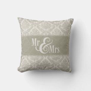 Grijze damasten "Mr & Mrs" kussen, gepersonaliseer Kussen