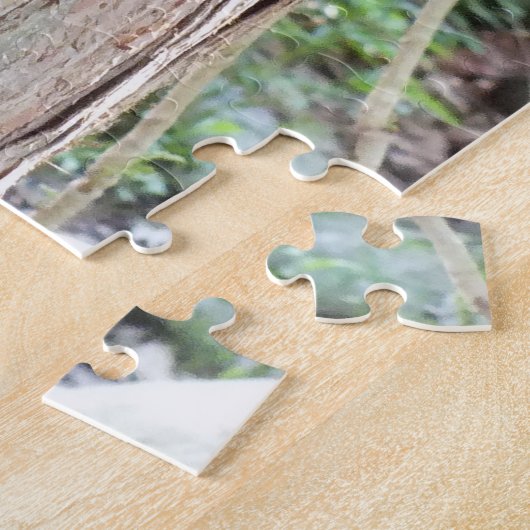 Grijze eekhoorn op boomstam legpuzzel (Zijkant)