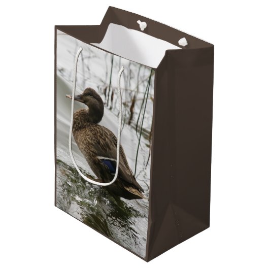 Grijze eend op donker meer medium cadeauzakje (Voorkant Gekanteld)
