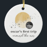 Grijze eerste reis rond de zon keramisch ornament<br><div class="desc">Viel de eerste verjaardag van je kleine met deze waterverf 'Eerste reis rond de zon'.</div>