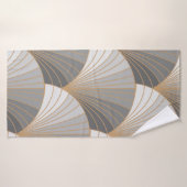 Grijze elementen met gouden omtrek. naadloos patro badhanddoek (Badhanddoek)