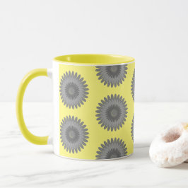 grijze en gele afdruk, mok