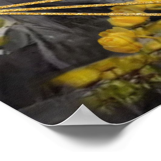 Grijze en gele tulpen met zonsondergang poster (Hoek)