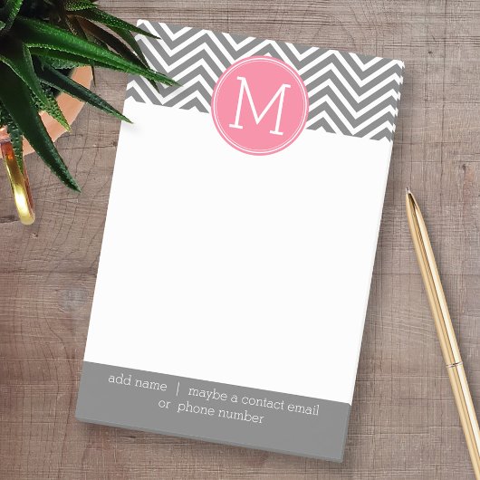 Grijze en roze Chevrons met aangepast monogram Post-it® Notes