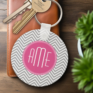 Grijze en roze Chevrons met aangepast monogram Sleutelhanger