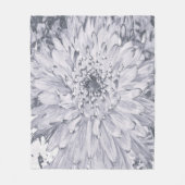 Grijze en Witte Dahlia Bloem Fleece Deken (Voorkant)